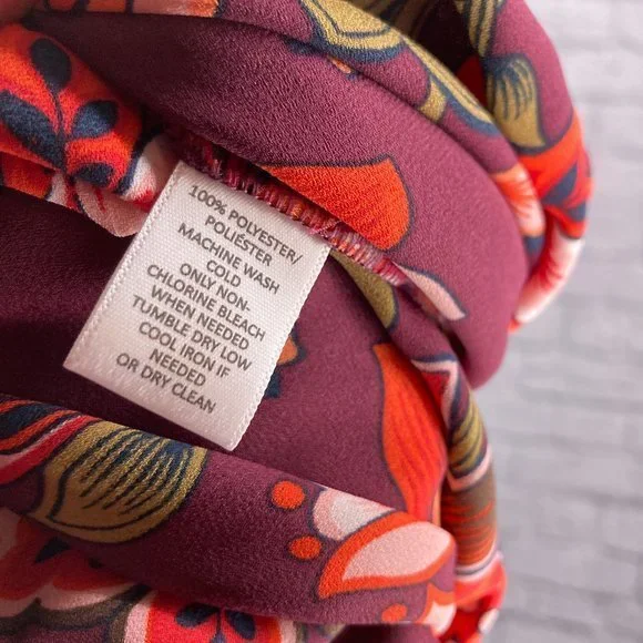 Ann Taylor LOFT XS Burgundy Floral Ruffle Keyhole Lace Inset Top Blouse Boho - Picture 6 of 6